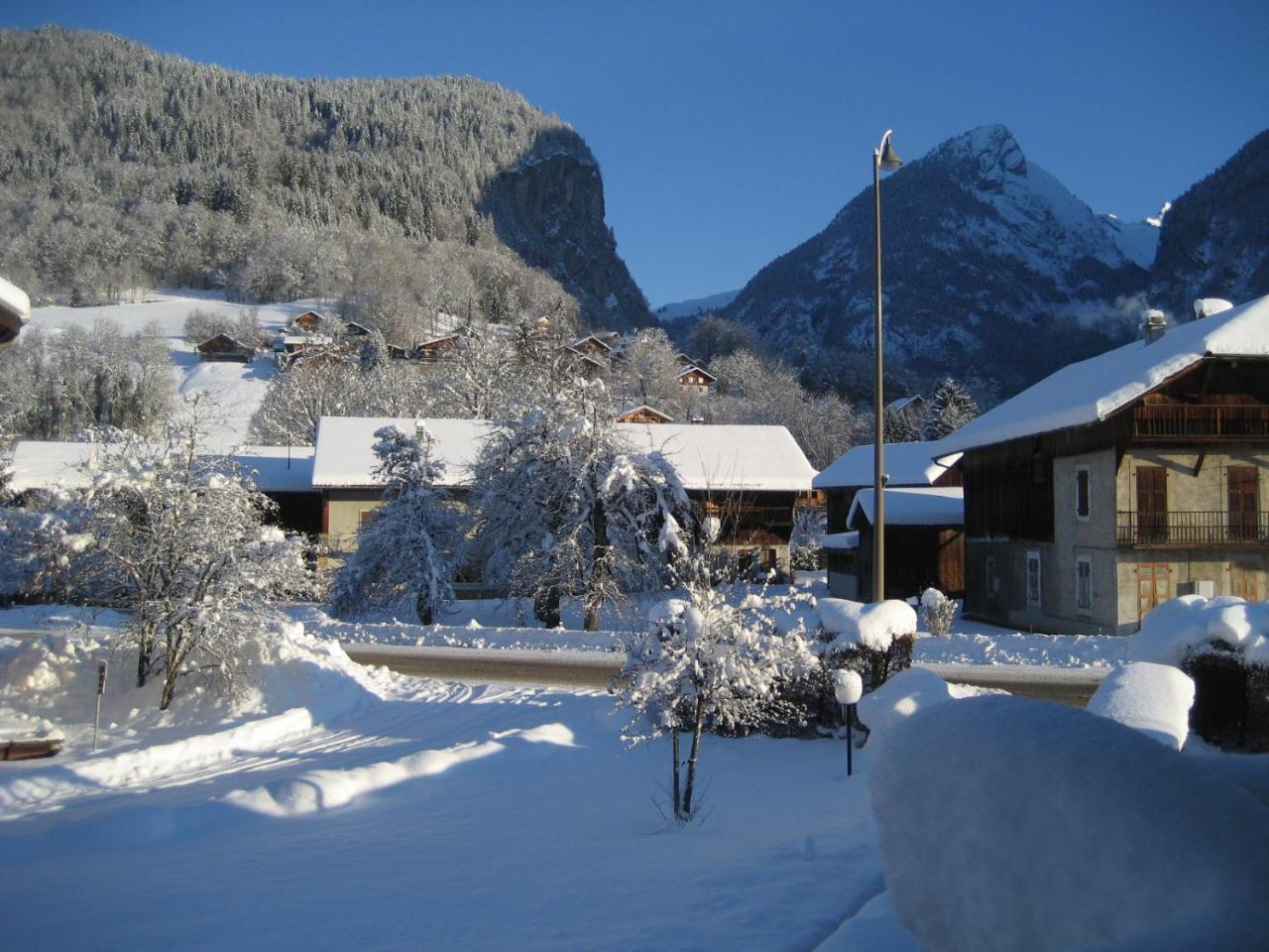 2 Bedroom 50m2 Modern And Well Equipt Apartment *